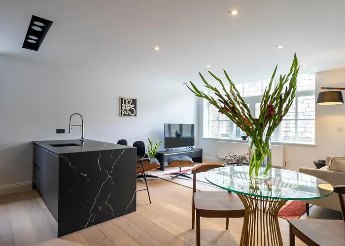 Marygate - Gallery Apartment